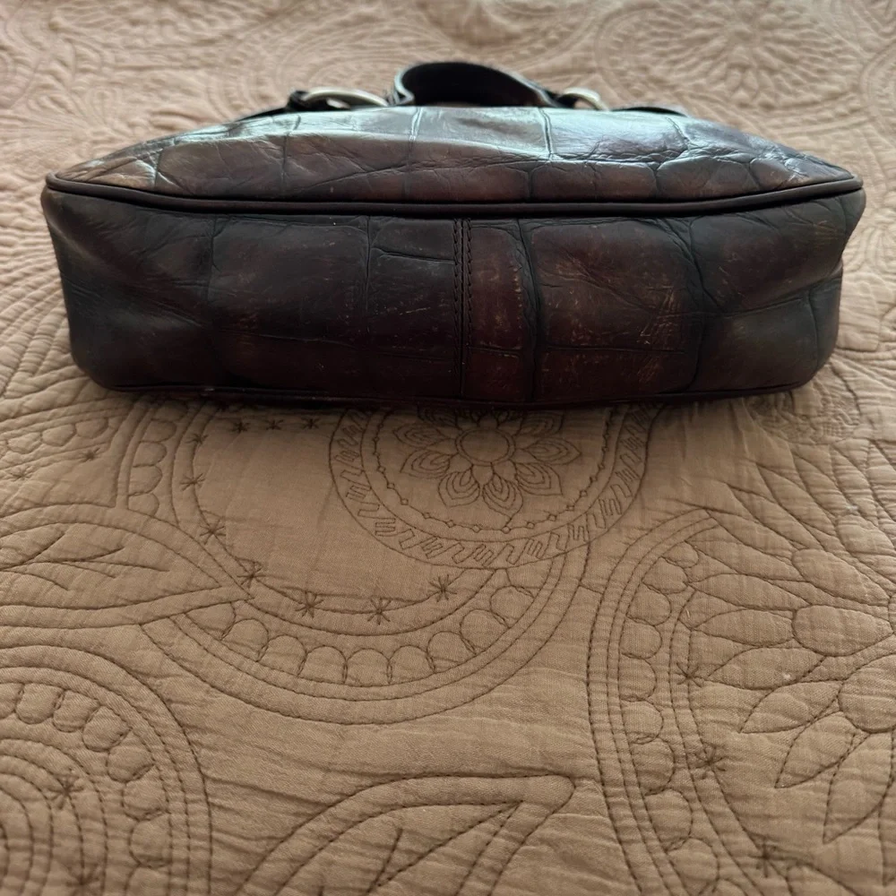 Dooney And Bourke Croc Embossed Hobo Shoulder - Picture 3 of 15